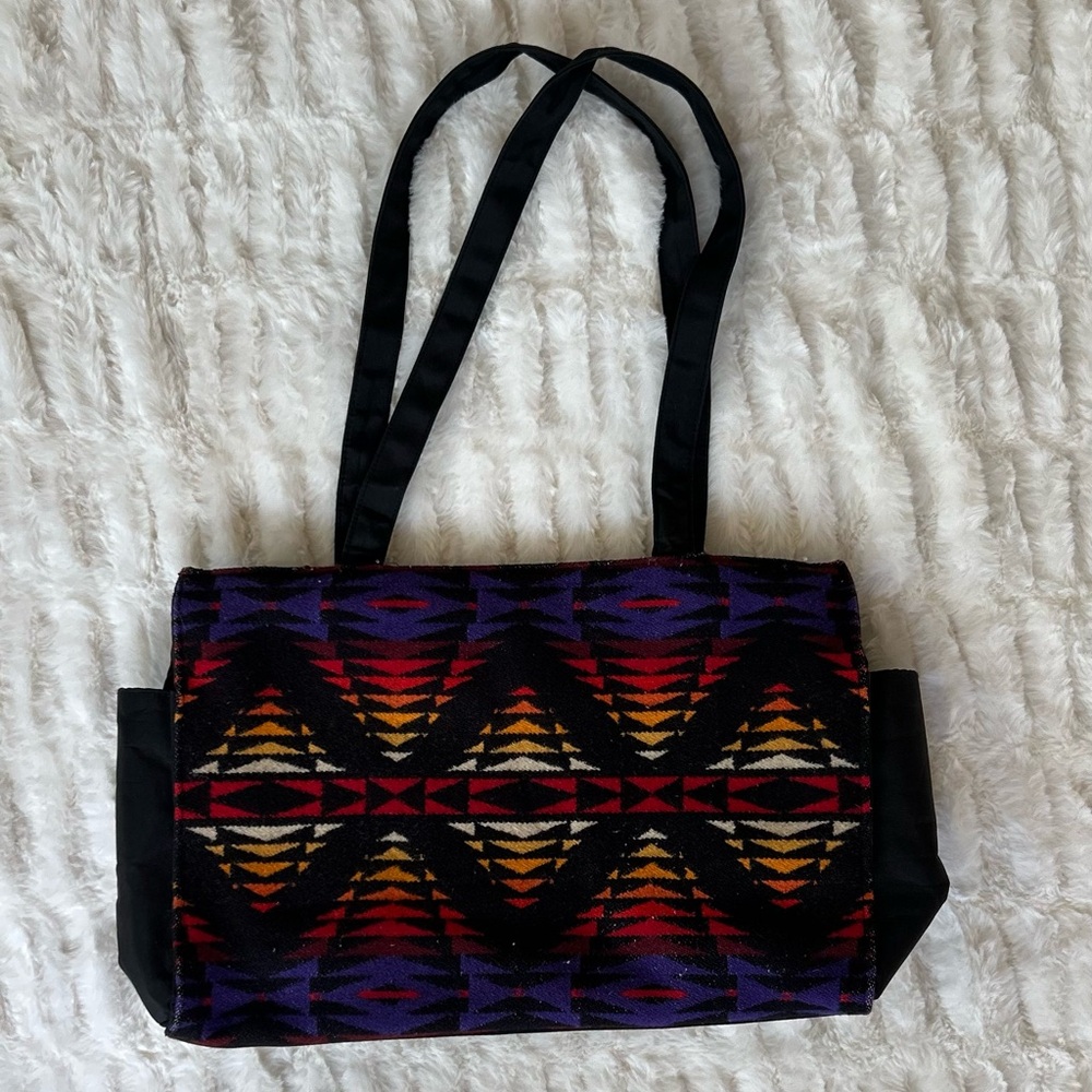 Pendleton Black and Multicolor Geometric Tote - Picture 6 of 7